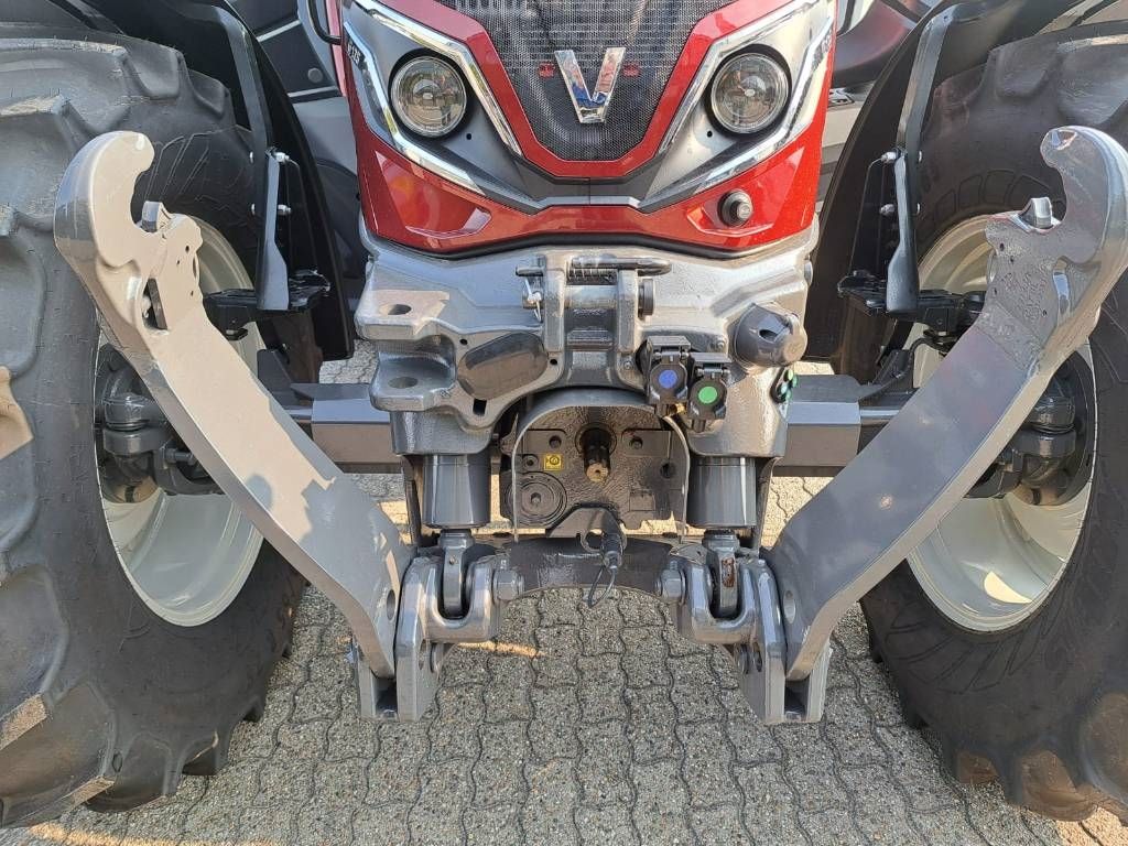 Valtra G 135 Active
