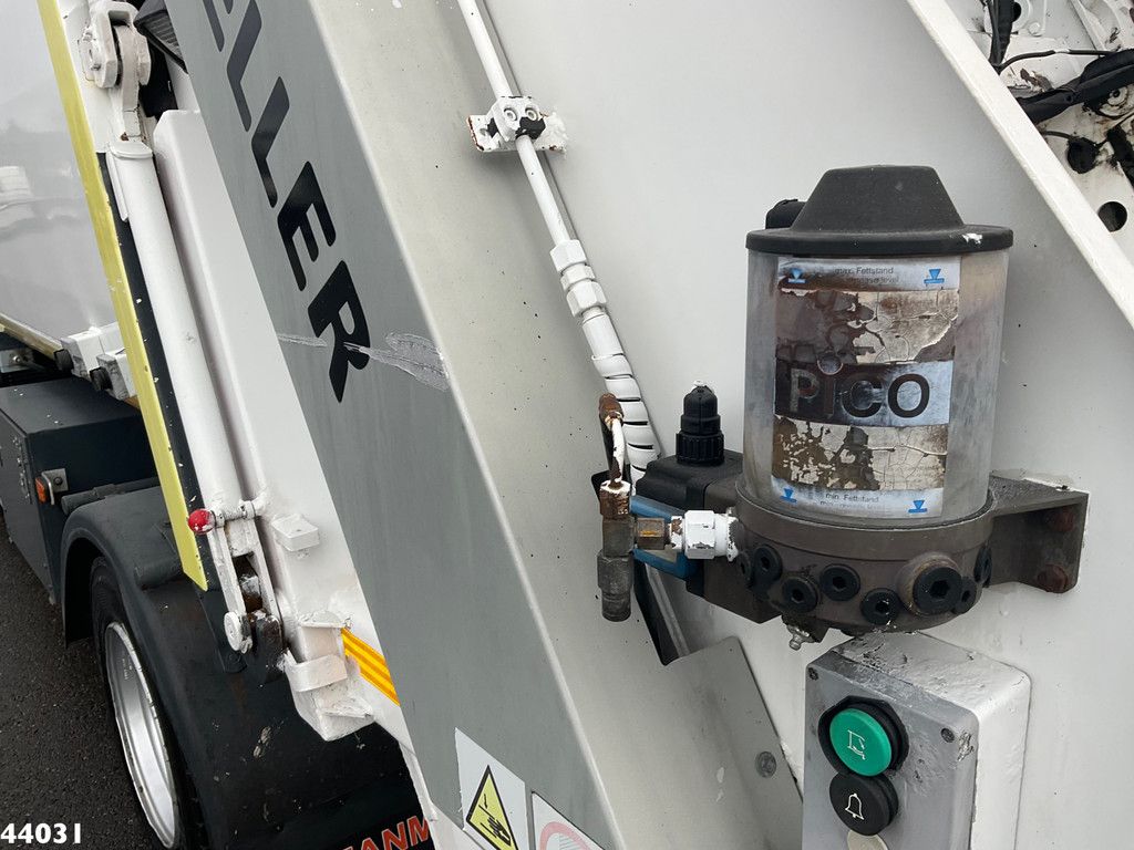 FUSO Canter 7C15 Euro 6 Zoeller 7m³ Just 177.560 km!