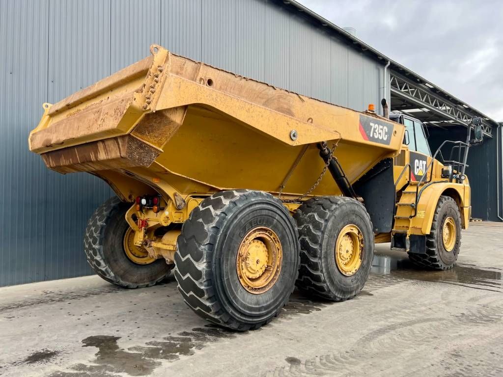 CAT 735C