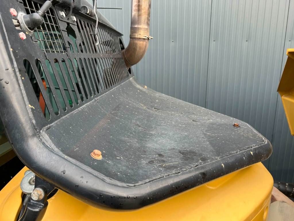 CAT 735C