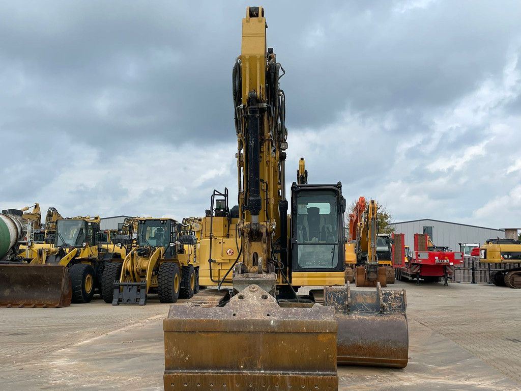 Caterpillar 325F LCR