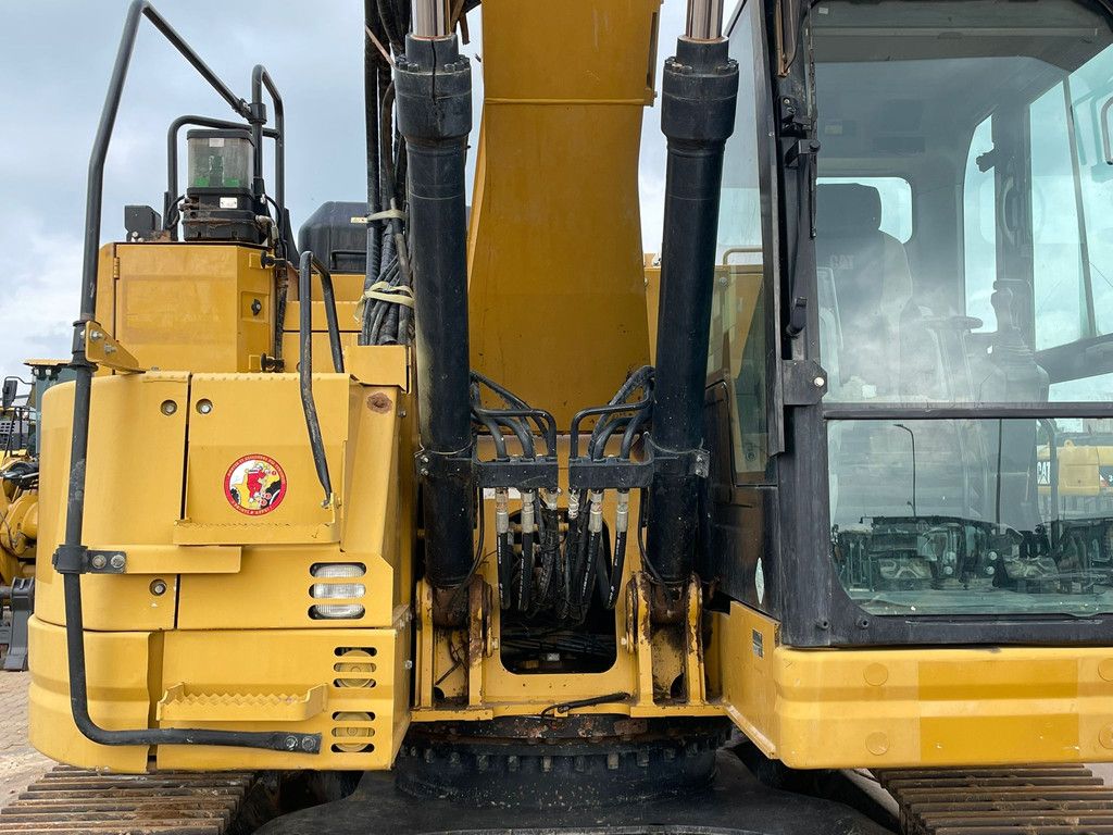Caterpillar 325F LCR