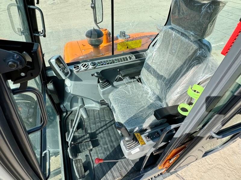 Doosan DX60E-10N NEW!