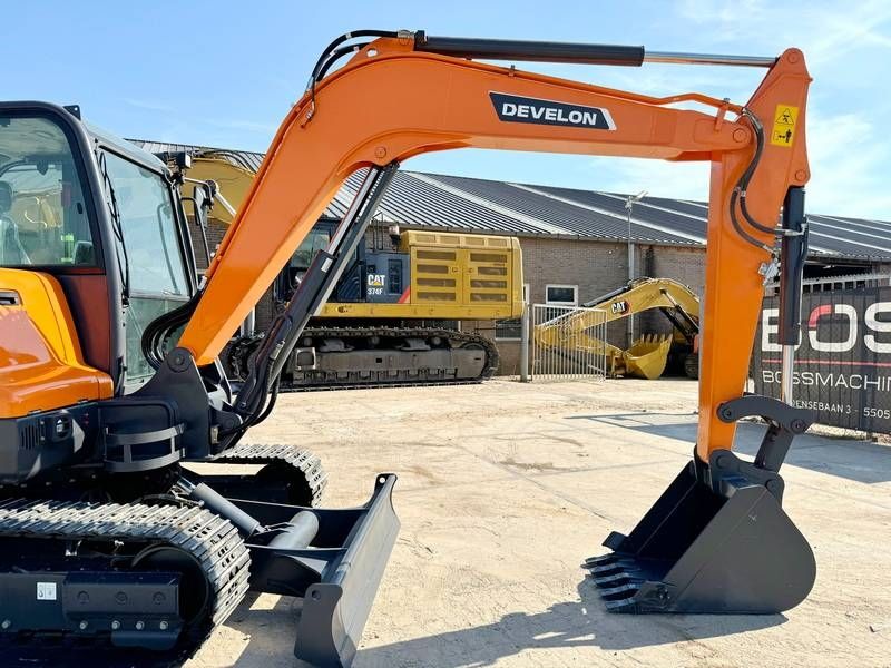 Doosan DX60E-10N NEW!