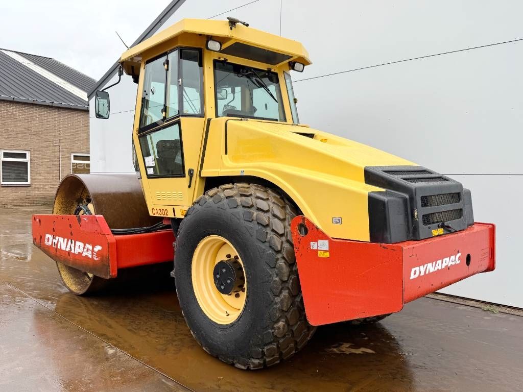 Dynapac CA302 - Good Working Condition / Deutz Engine