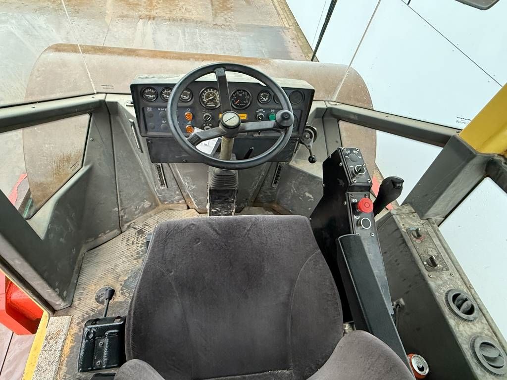 Dynapac CA302 - Good Working Condition / Deutz Engine