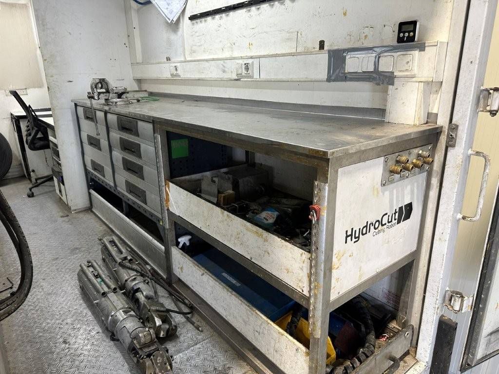 Mercedes Benz Vario Sewerage Truck with Robot and Cutter