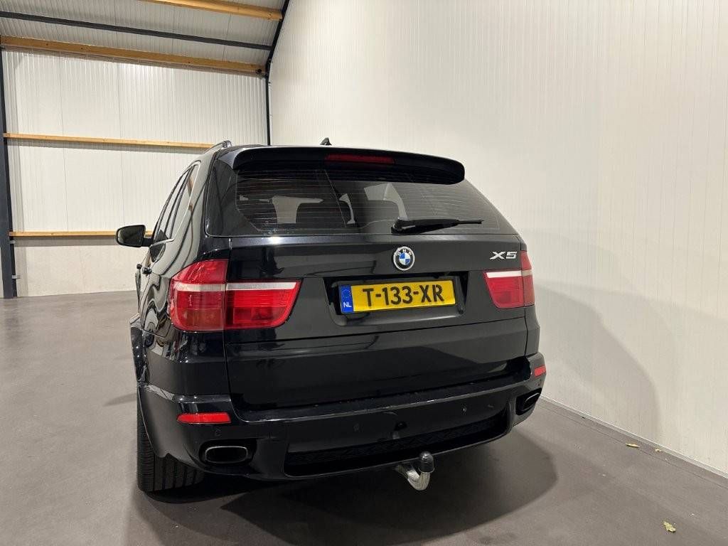BMW X5 Xdrive 4.8i V8 Youngtimer (Marge)