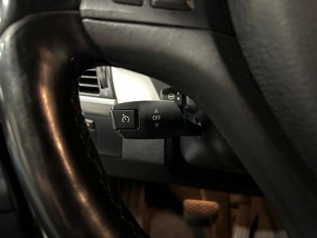 BMW X5 Xdrive 4.8i V8 Youngtimer (Marge)
