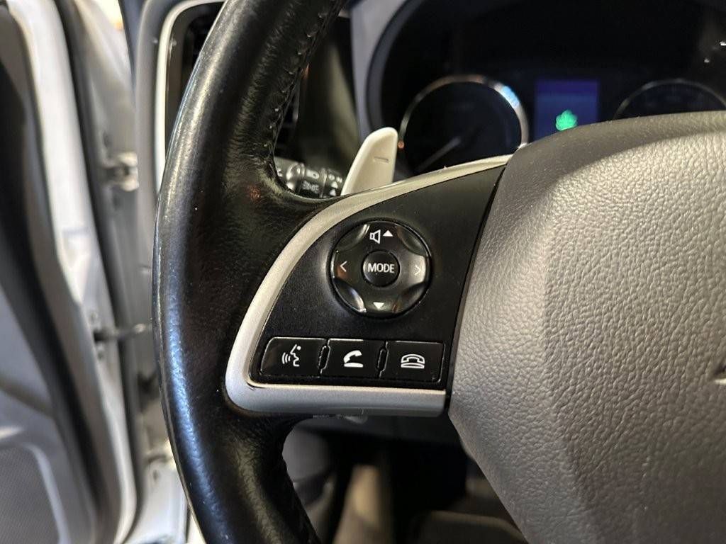 SUV Mitsubishi Outlander PHEV SUV Hybrid (Marge)