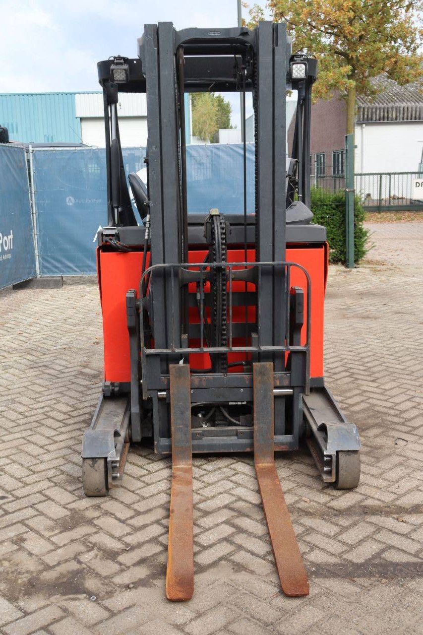Schubmaststapler Linde R10B Elektro 1000kg 7,8m