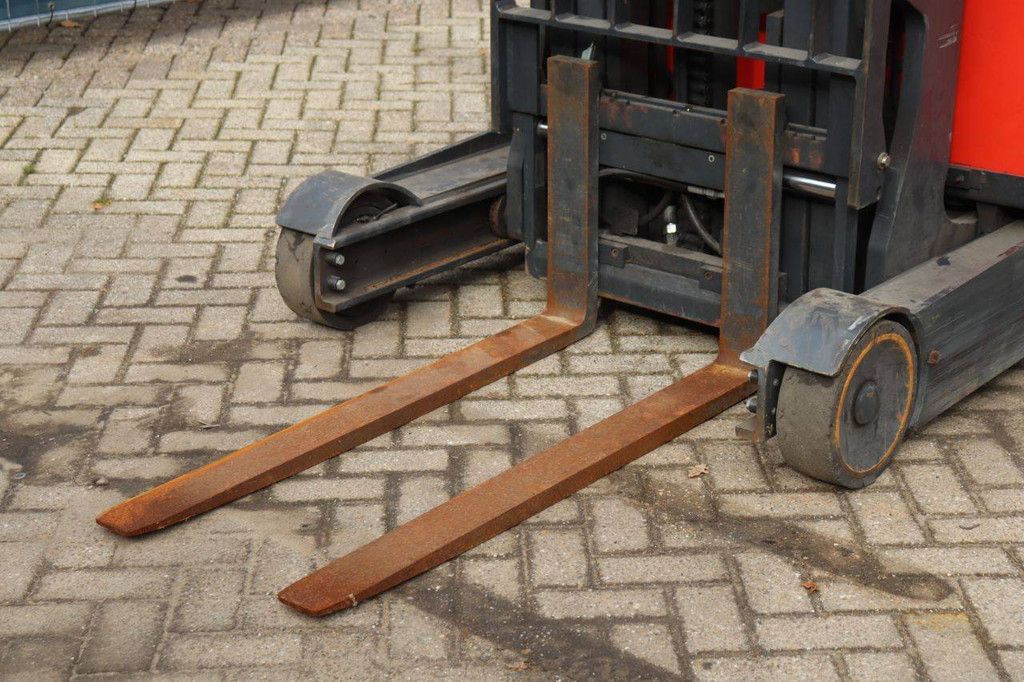 Schubmaststapler Linde R10B Elektro 1000kg 7,8m