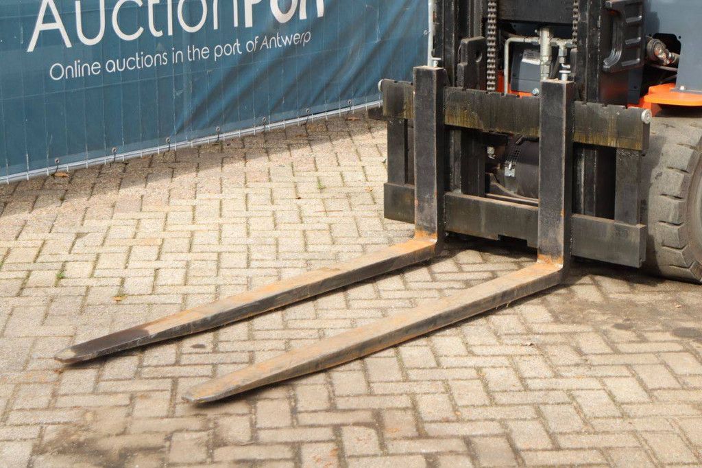 Forklift Toyota 8FBMKT30 Electric 3000kg 3.7m 2013