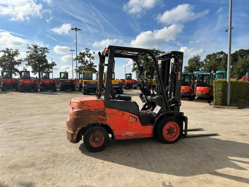 Gabelstapler ED CPCD30T8 Diesel 2017