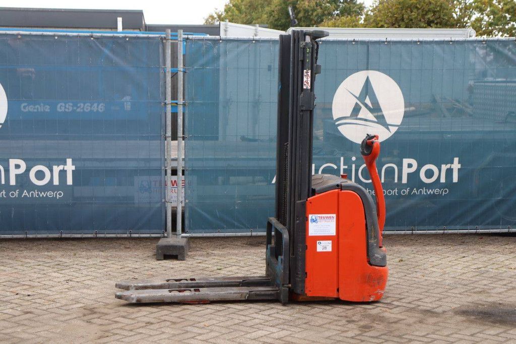 Fenwick L14 AP Electric Stacker 2000kg 4.35m