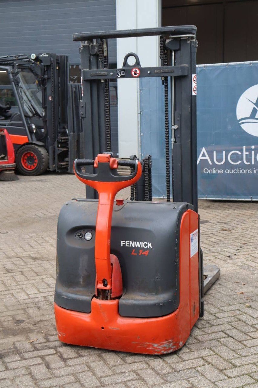 Fenwick L14 AP Electric Stacker 2000kg 4.35m