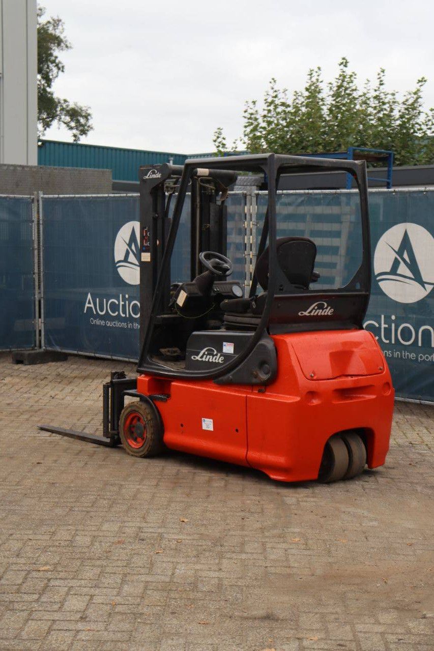 Gabelstapler Linde E16-02 Elektro 1600kg 6,6m 2006
