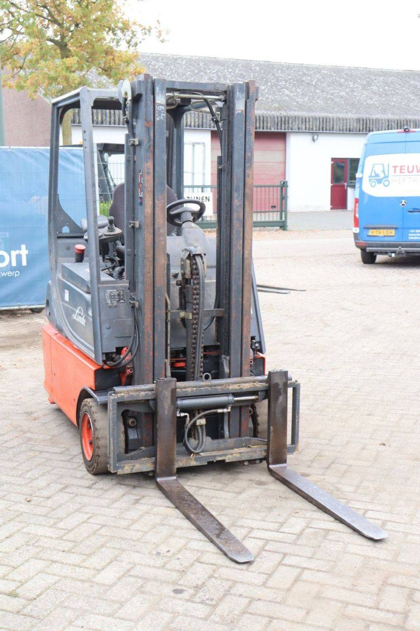 Gabelstapler Linde E16-02 Elektro 1600kg 6,6m 2006