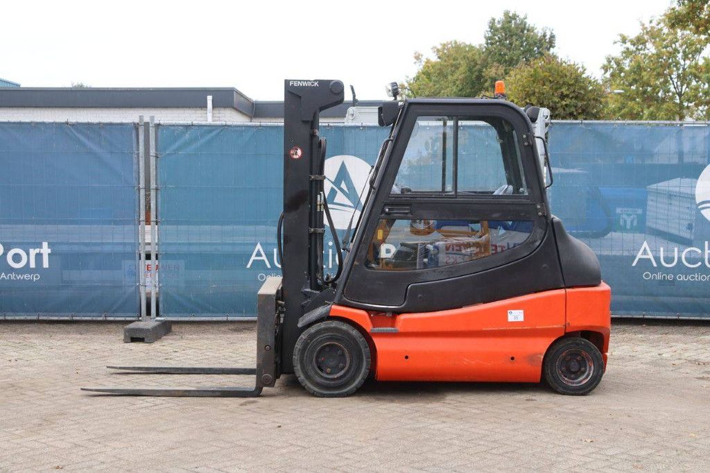 Fenwick-Linde E30/02 Electric Forklift 3000kg 3.21m 2008