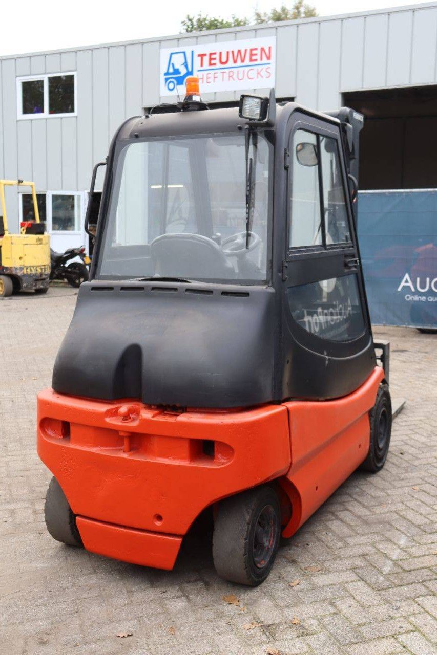 Fenwick-Linde E30/02 Electric Forklift 3000kg 3.21m 2008