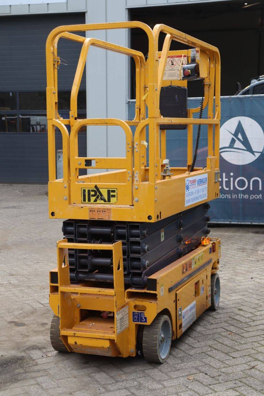 Scissor lift XCMG GTJZ0607 Electric 7.8m 2019