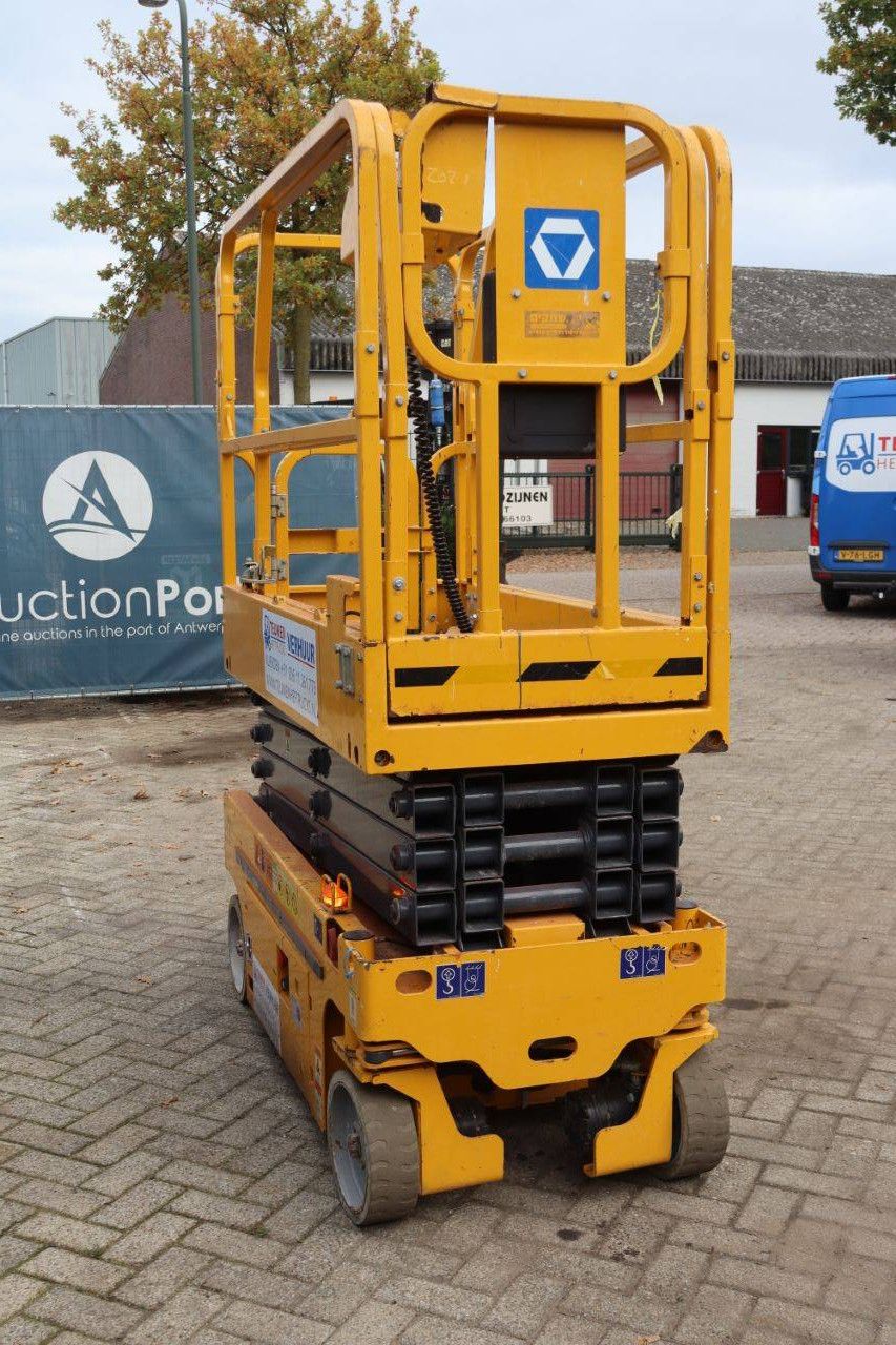 Scissor lift XCMG GTJZ0607 Electric 7.8m 2019