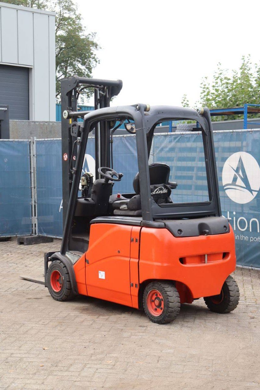Gabelstapler Linde E20PHL-01 Elektro 2000kg 5,67m 2013