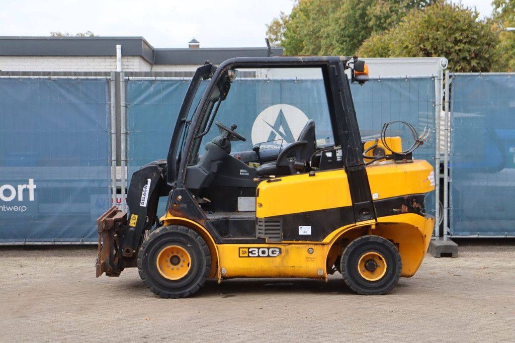 JCB 30G LPG 43 kW 3000 kg 5,15 m Teleskoplader 2010