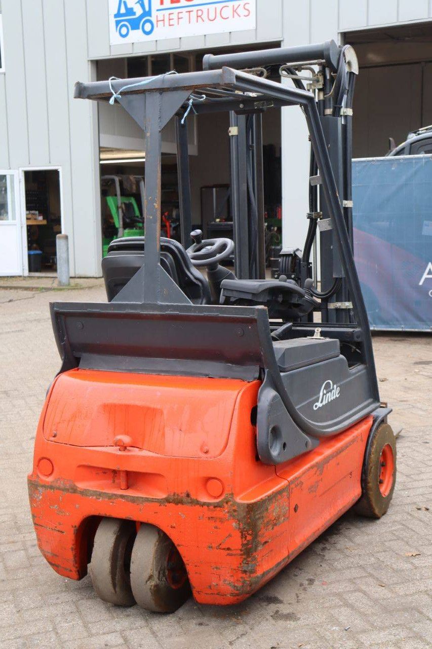 Forklift Linde E16C Electric 1600kg 2004