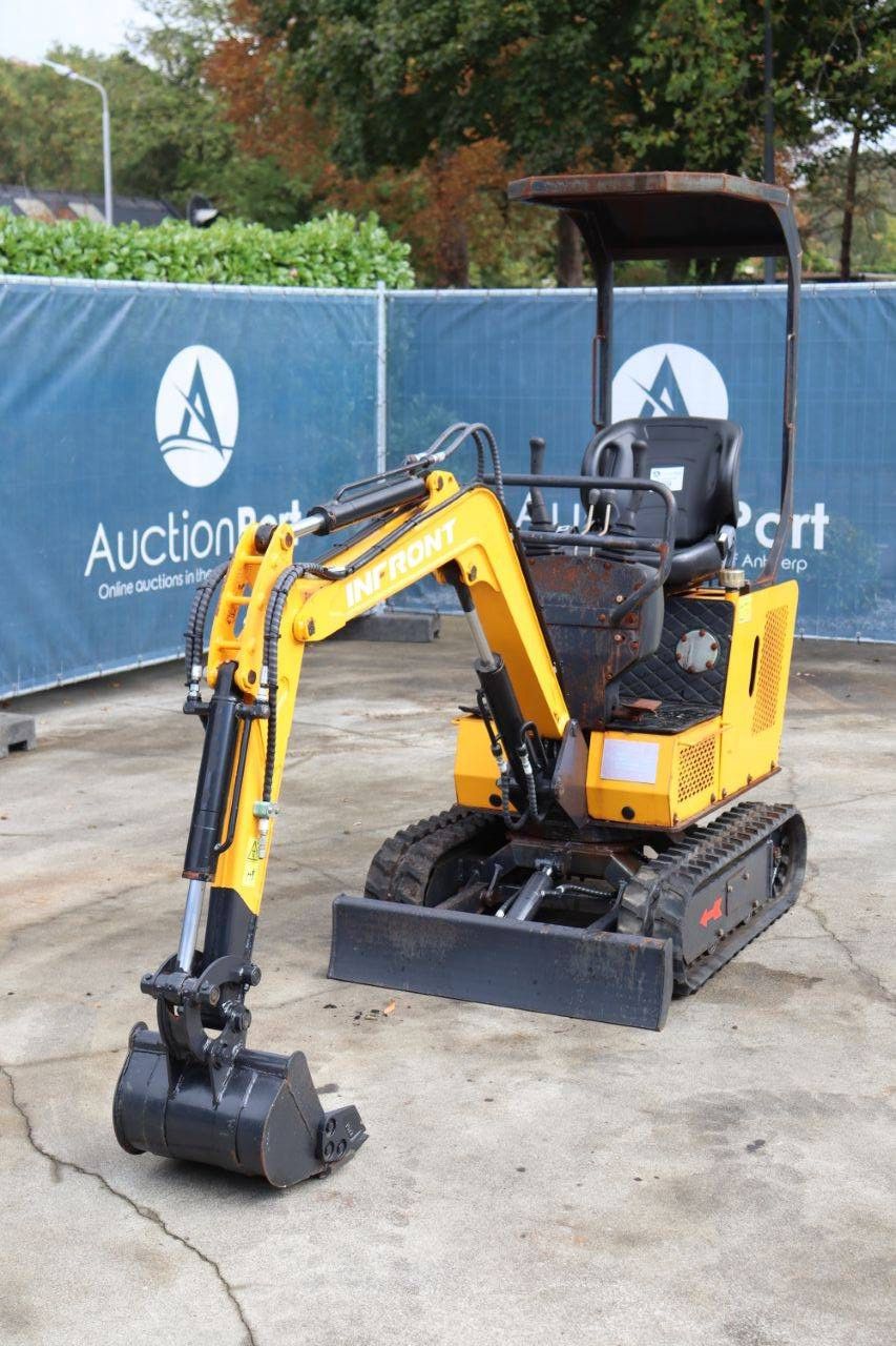 Mini excavator Infront YFE10 Diesel 8.6kW 2021