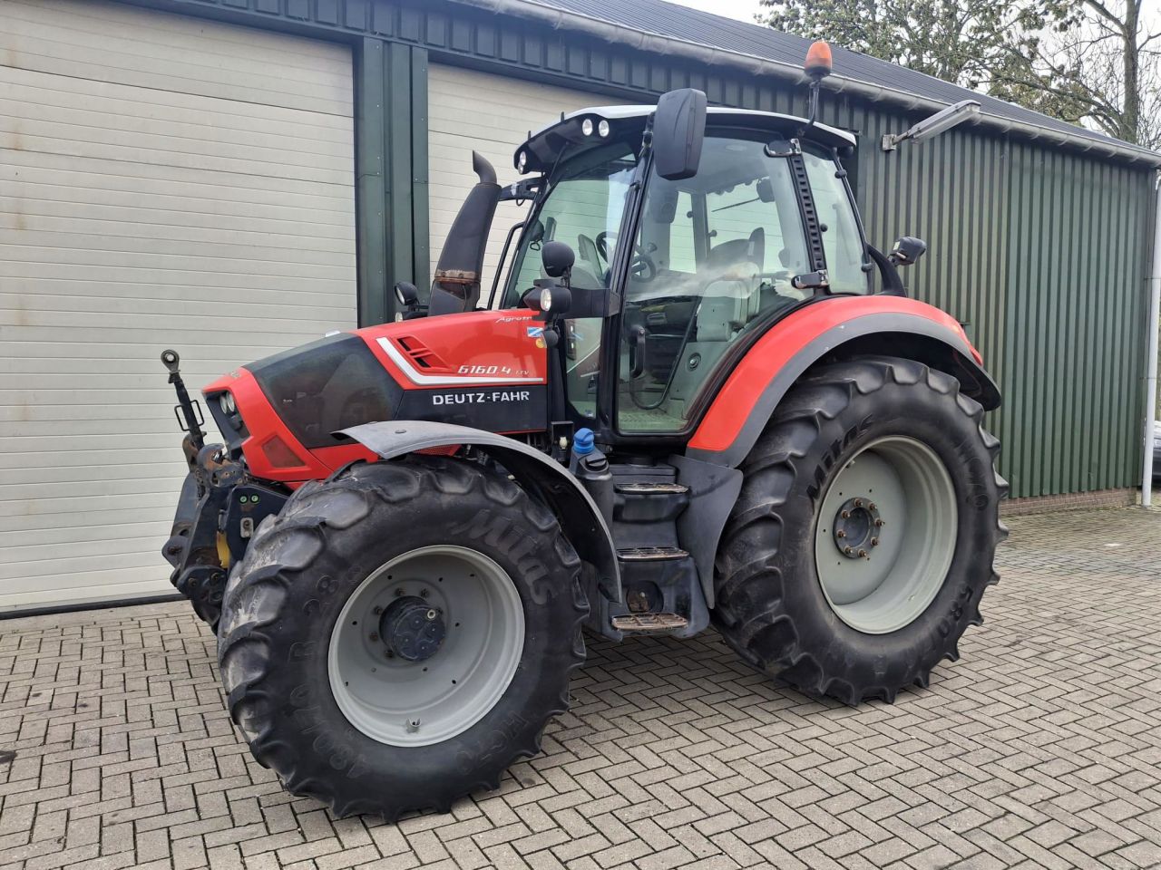 Deutz Fahr Agrotron 6160.4 TTV
