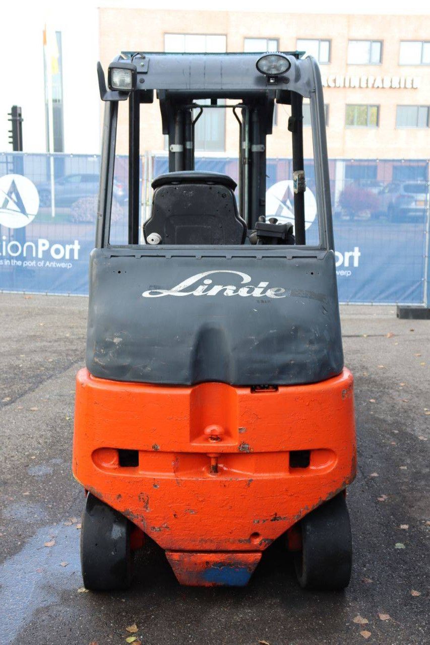 Heftruck Linde E30/03/600 Elektrisch 3000kg 7m 2007