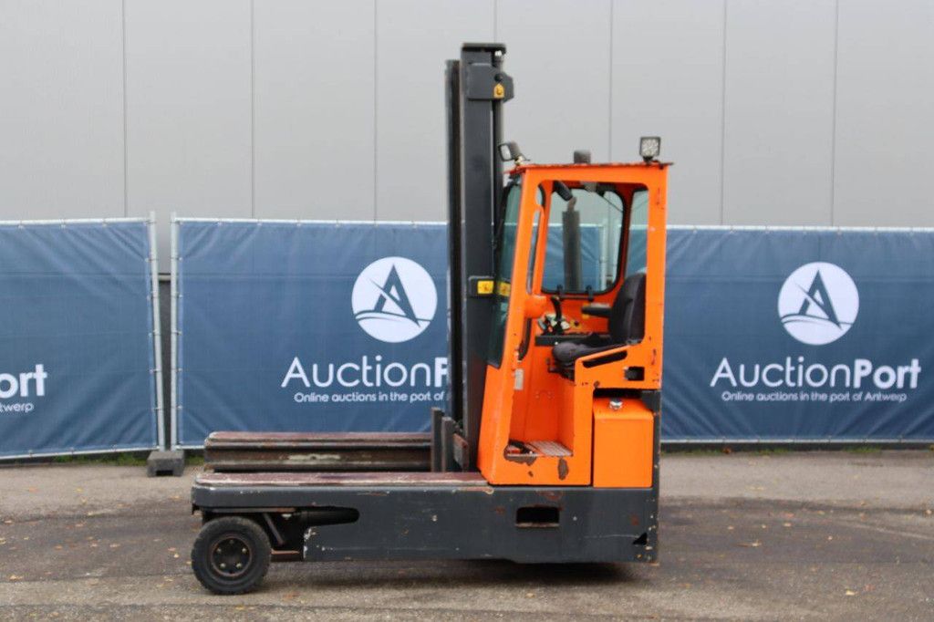 Vierwegestapler Hubtex DQ30D Diesel 3000kg 4,5m 2006
