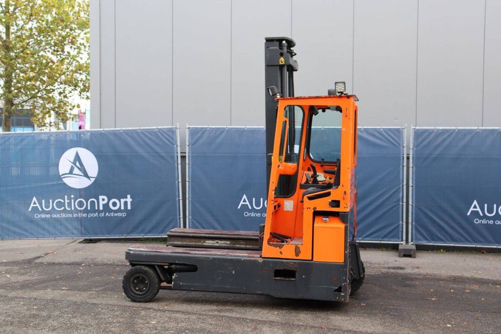 Vierwegestapler Hubtex DQ30D Diesel 3000kg 4,5m 2006