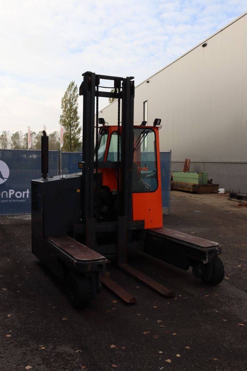 Vierwegestapler Hubtex DQ30D Diesel 3000kg 4,5m 2006