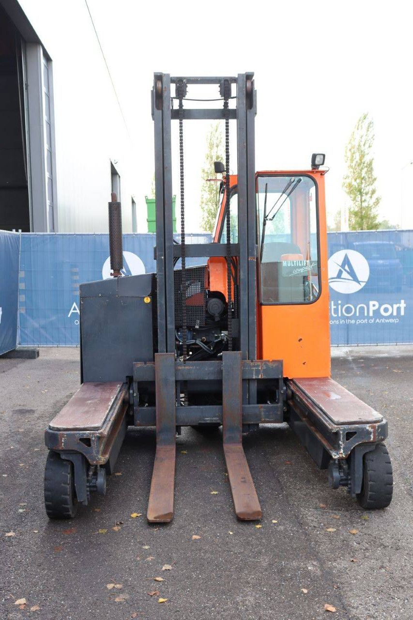 Vierwegestapler Hubtex DQ30D Diesel 3000kg 4,5m 2006