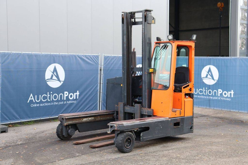 Vierwegestapler Hubtex DQ30D Diesel 3000kg 4,5m 2006