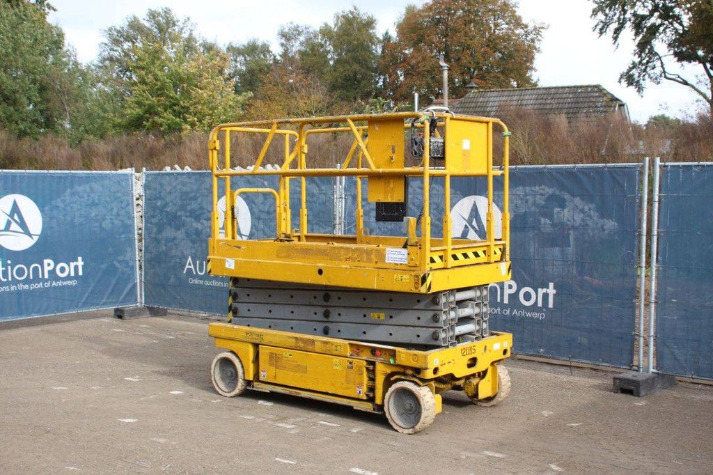 Scherenbühne Genie GS-2646 Elektrisch 10m 1999