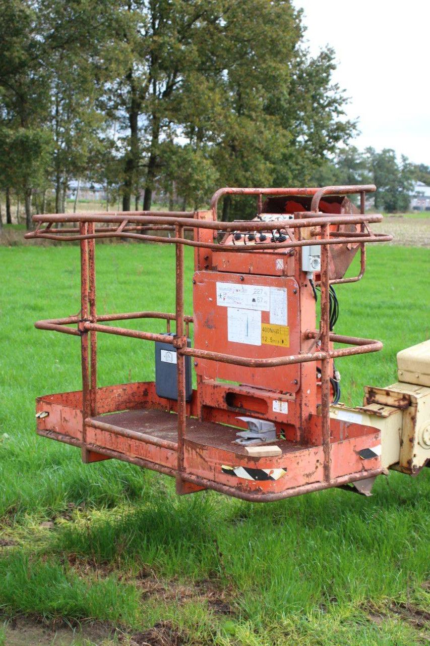 Telescopic boom lift Aichi SR18A Diesel 20m 2006