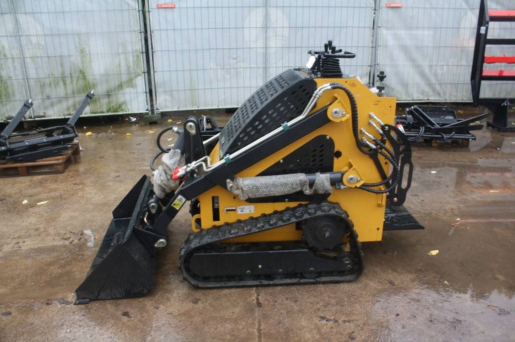 Kompaktlader LH LRT360 Benzin 13 PS 2025 Neu