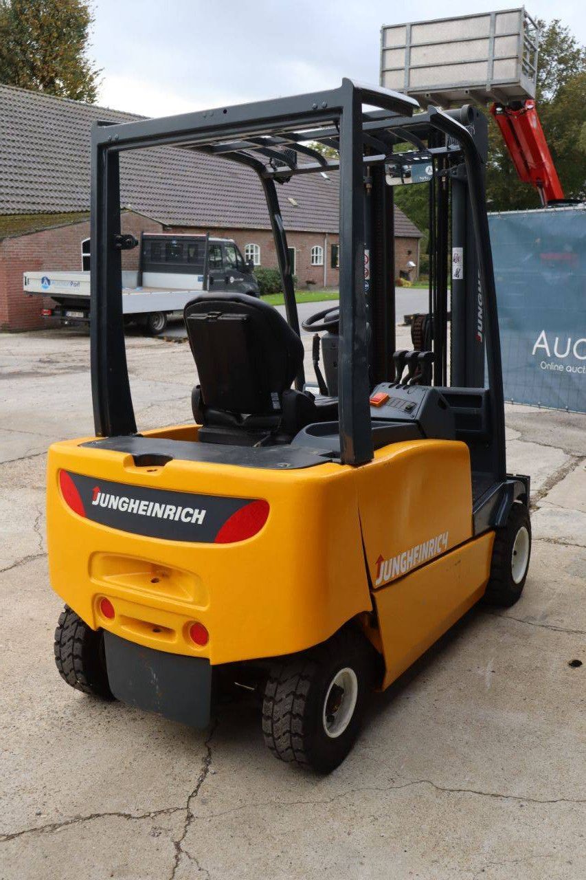 Heftruck Jungheinrich EFG 318 Elektrisch 1750kg 4.8m 2007