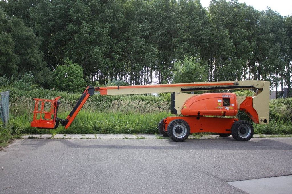 Articulating boom lift JLG 800AJ Diesel 26.20m