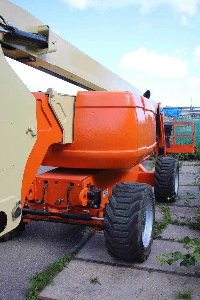 Articulating boom lift JLG 800AJ Diesel 26.20m