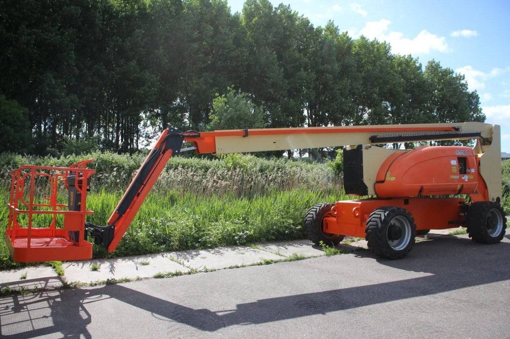 Articulating boom lift JLG 800AJ Diesel 26.20m