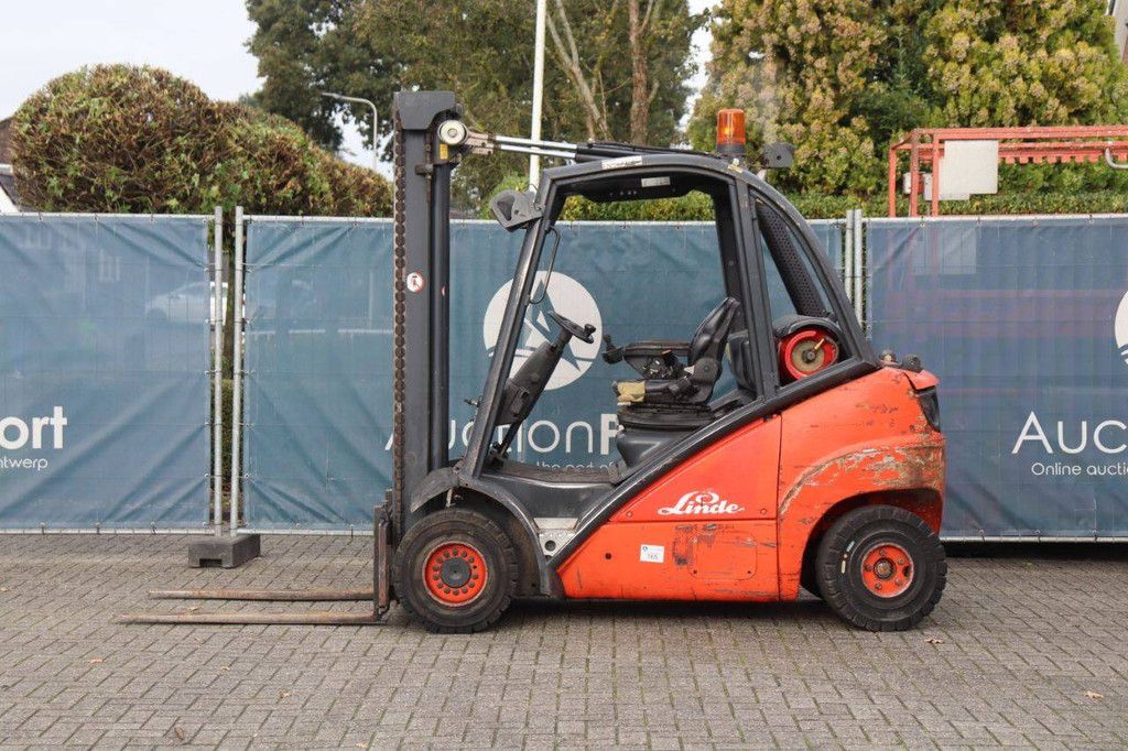 Gabelstapler Linde H25T Treibgas 2500kg 3,7m 2002