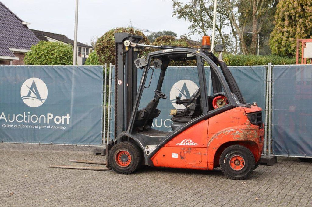 Gabelstapler Linde H25T Treibgas 2500kg 3,7m 2002