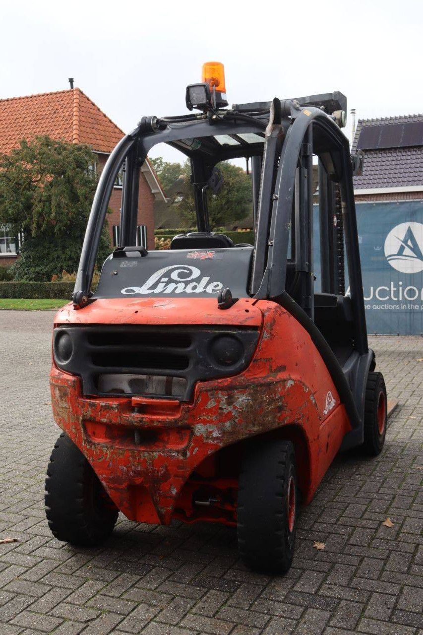 Gabelstapler Linde H25T Treibgas 2500kg 3,7m 2002