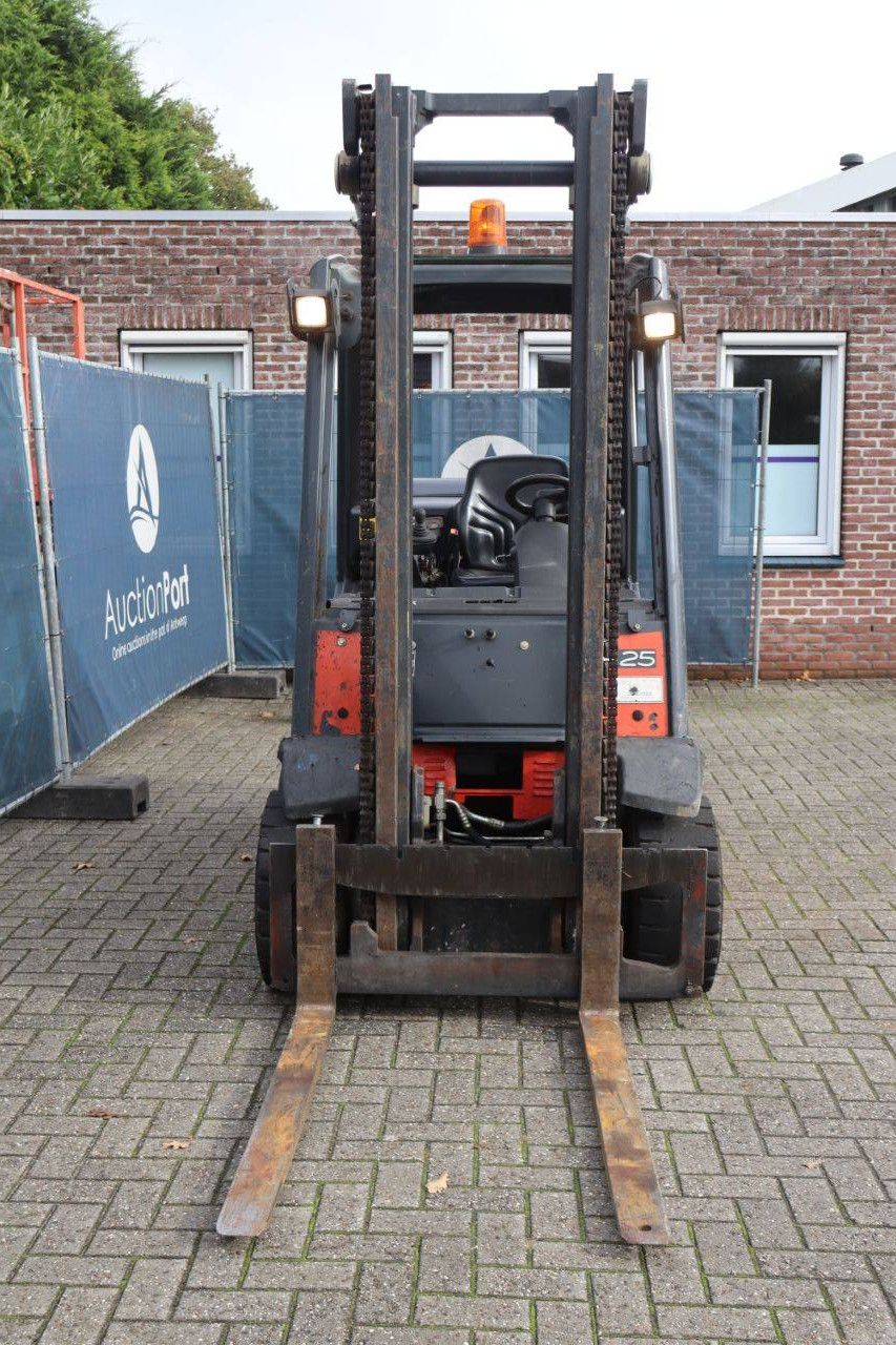 Gabelstapler Linde H25T Treibgas 2500kg 3,7m 2002