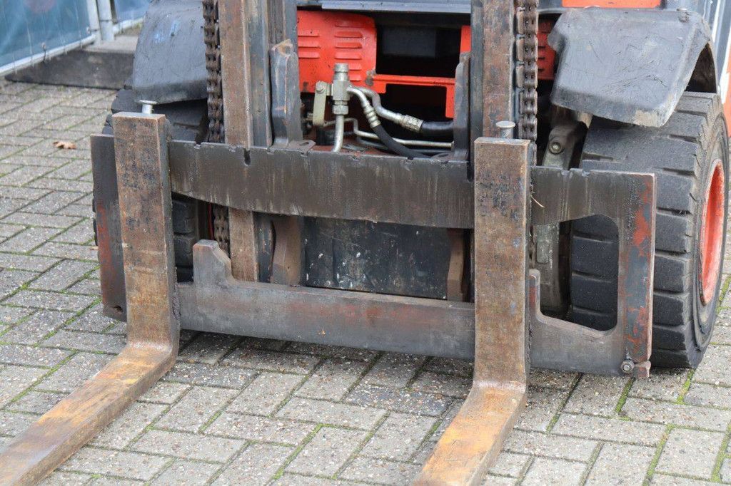 Gabelstapler Linde H25T Treibgas 2500kg 3,7m 2002