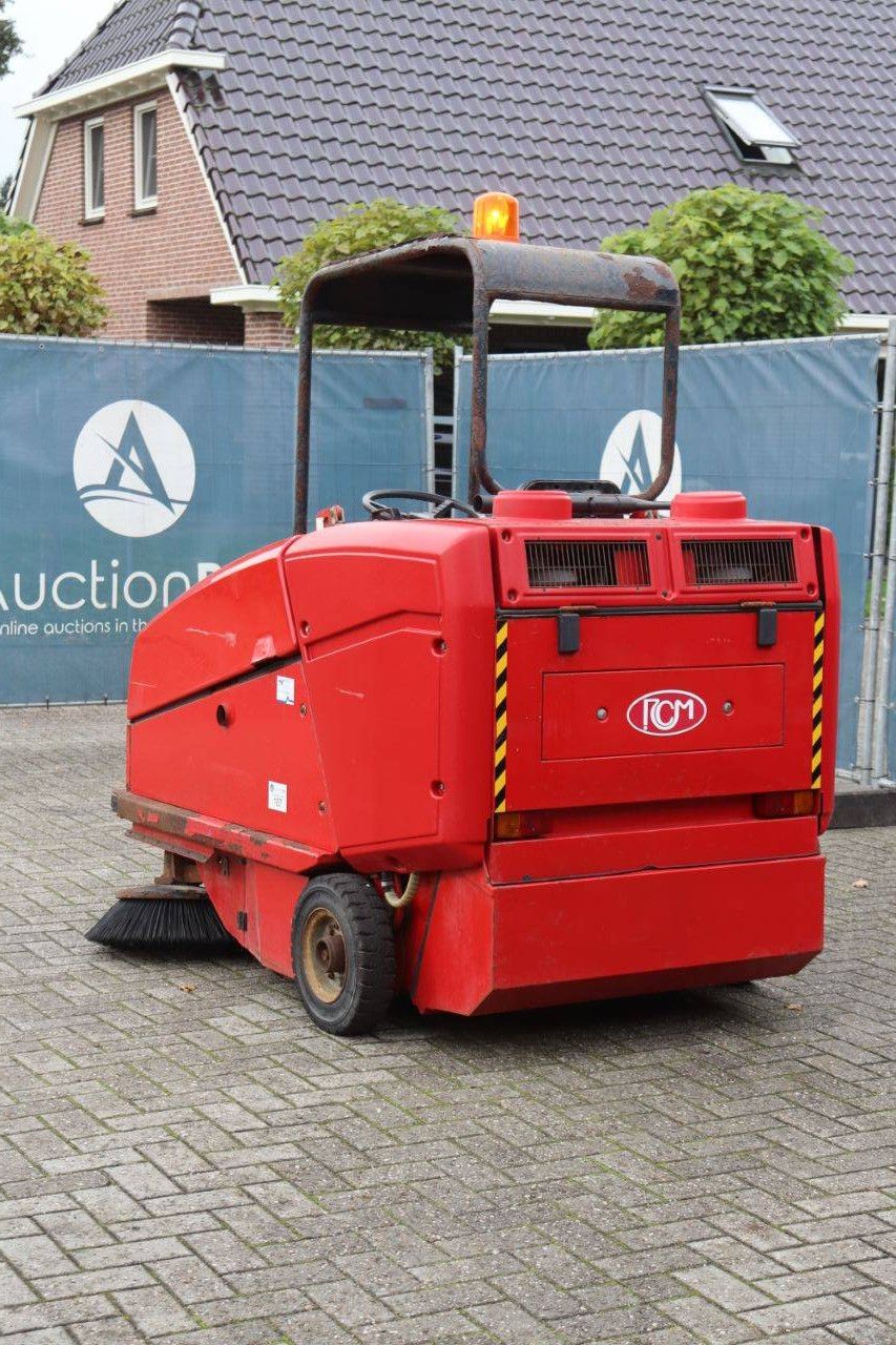 Kehrmaschine RCM R mille D Diesel 2003